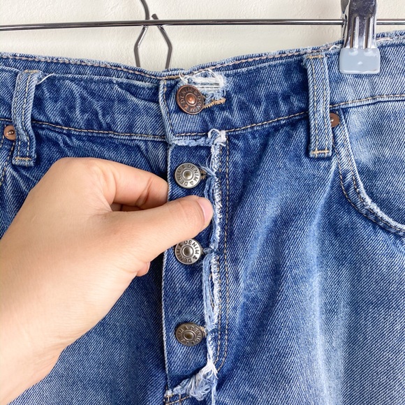 Button Fly Distressed Medium Wash H&M US 12 - Picture 4 of 6